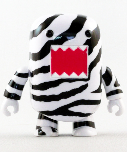 2" Domo Qee Series 3 - Zebra