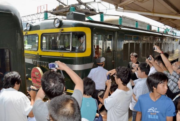 Train Stations In Japan Are Spoiling One Piece's Biggest Secret - Geek  Parade